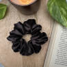 Hnědá saténová scrunchie do vlasů | Emies