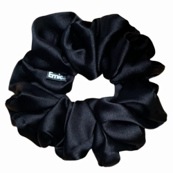Černá saténová scrunchie