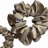 Zlatá saténová scrunchie do vlasů | Emies