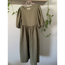 Moss green mušelínové šaty – ručně šité | Emies