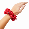 Červená saténová scrunchie do vlasů | Emies